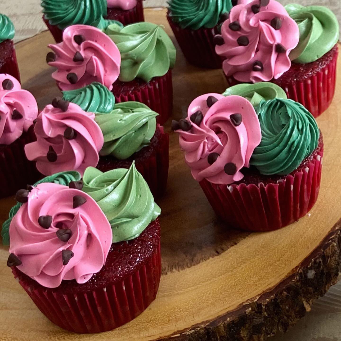 Gourmet Cupcakes (Dozen)