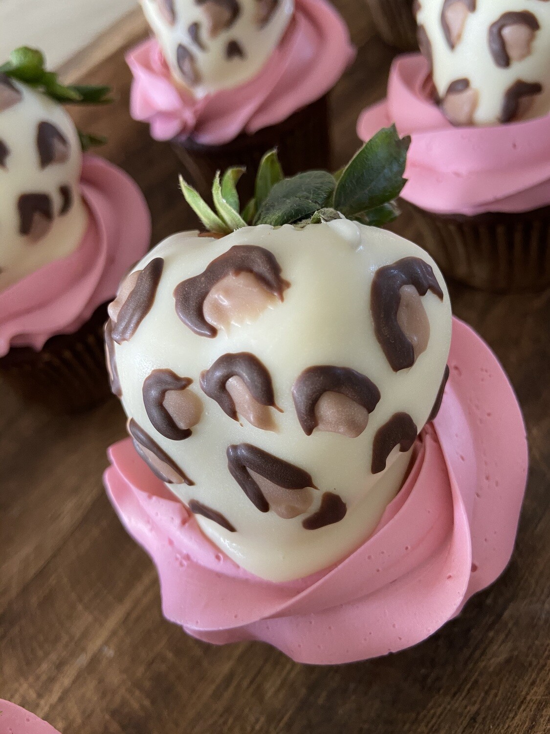 Chocolate Covered Strawberries (Dozen)