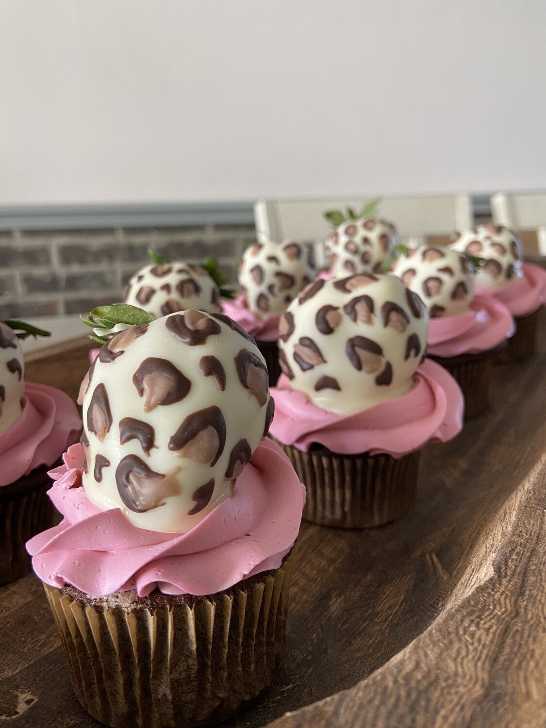 Chocolate Covered Strawberries (Dozen)