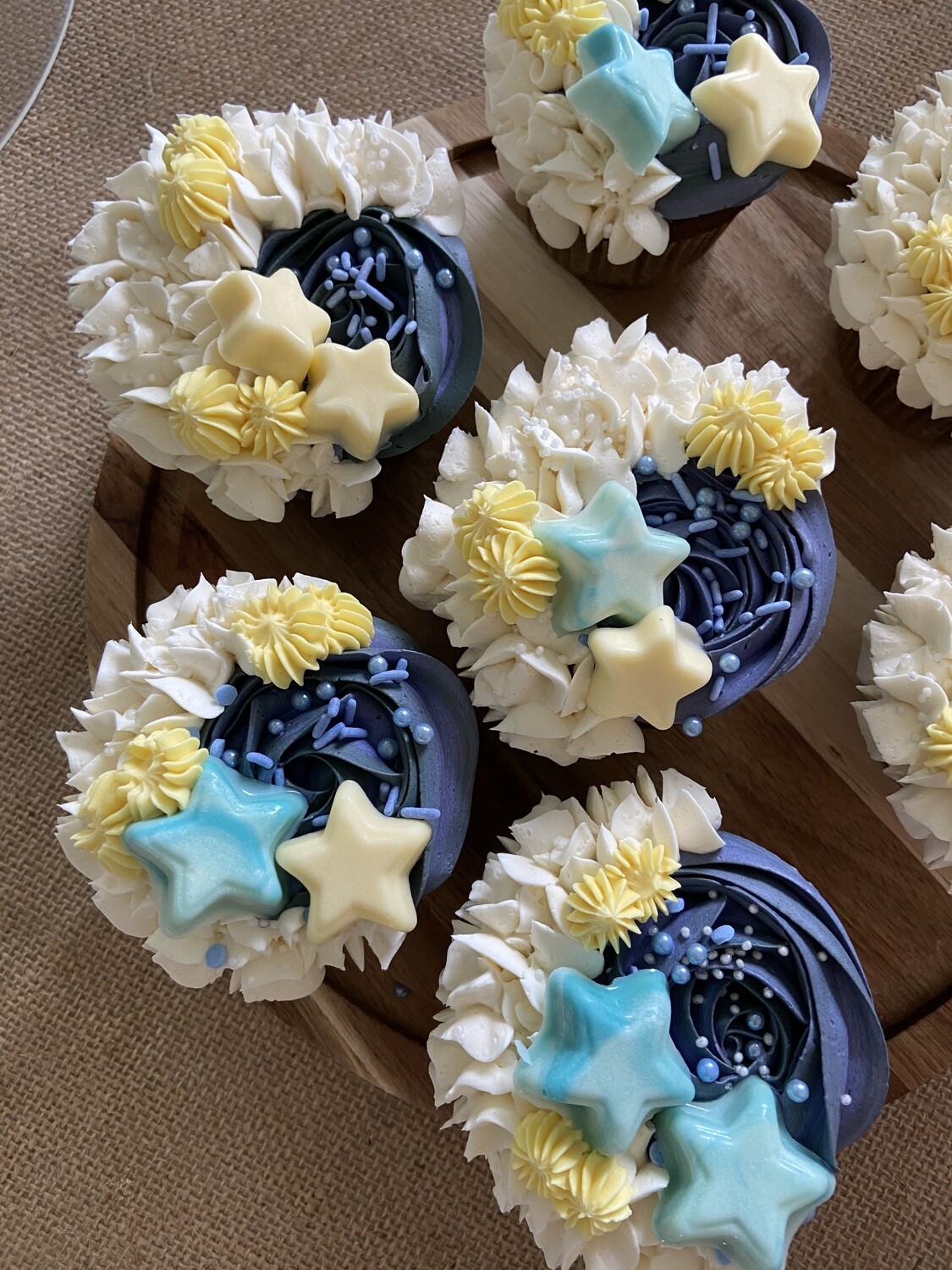 Gourmet Cupcakes (Dozen)