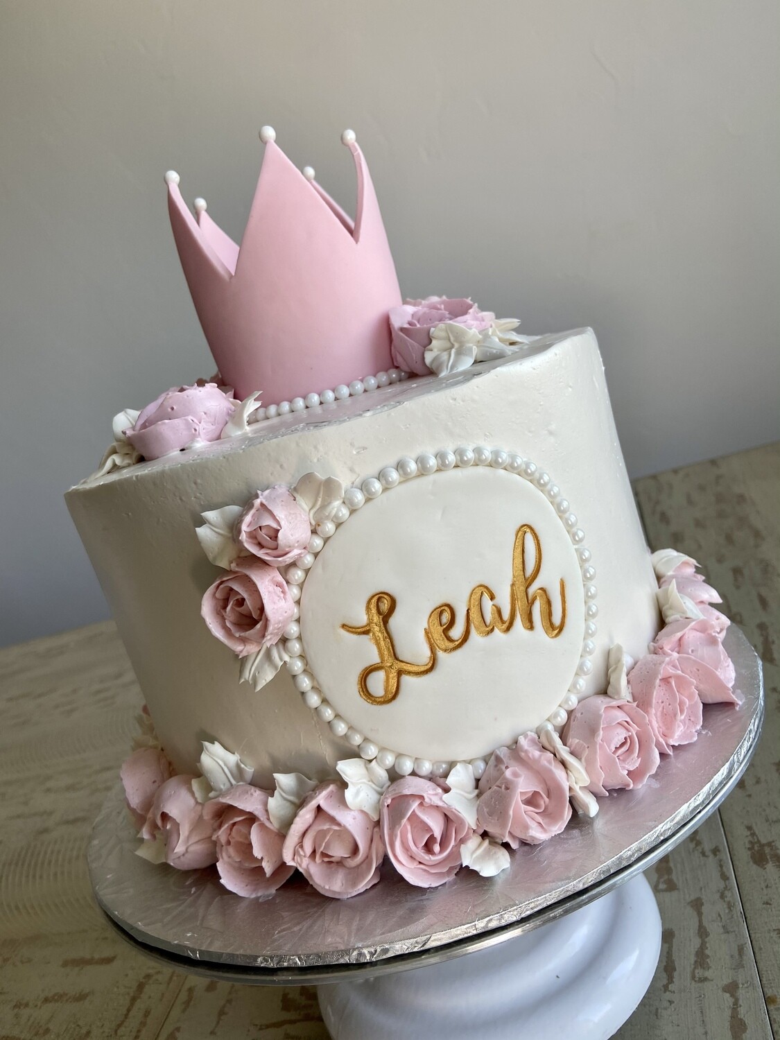 Book Single Tier Themed Cakes &amp; Consultation