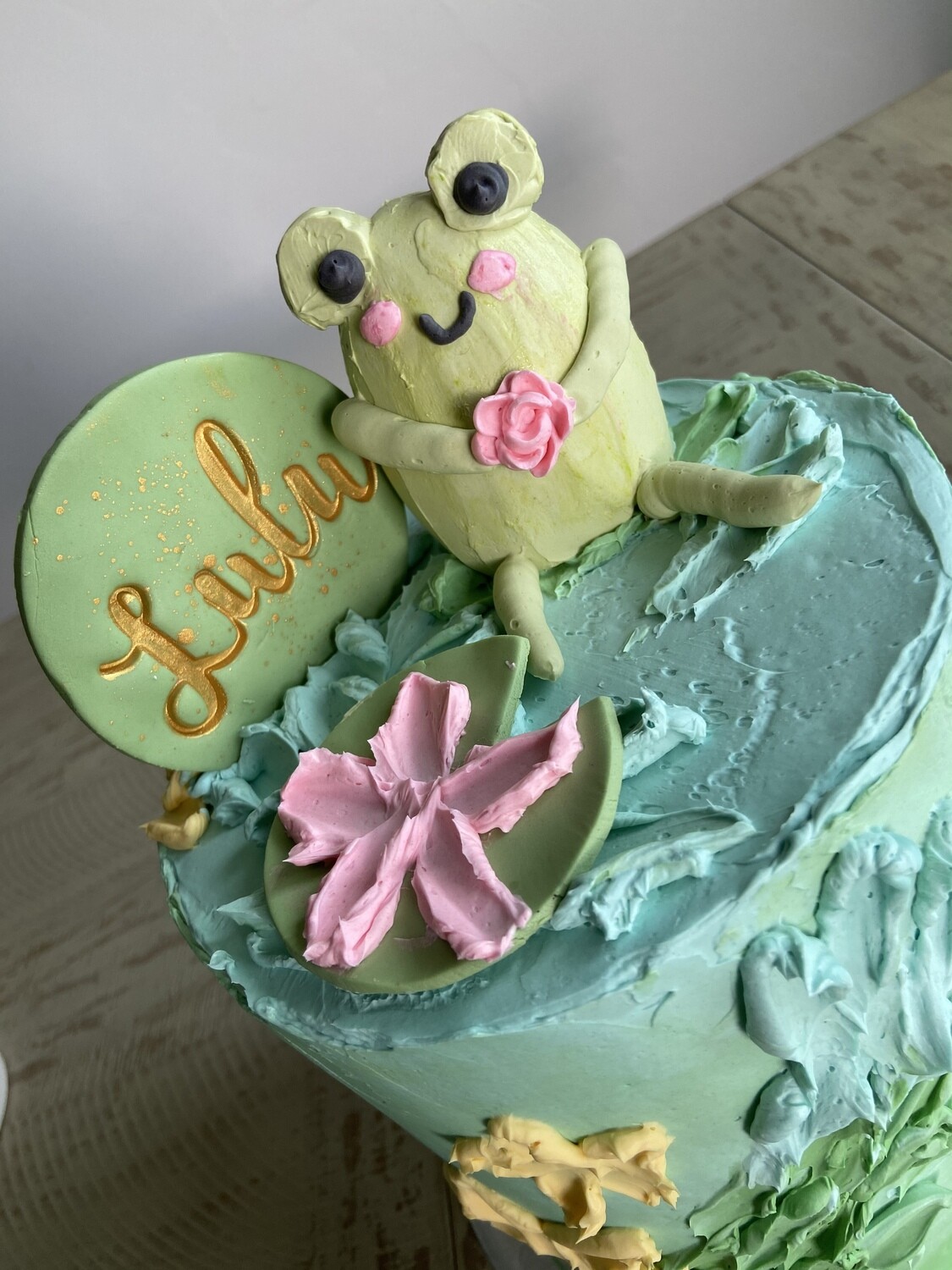 Book Single Tier Themed Cakes &amp; Consultation