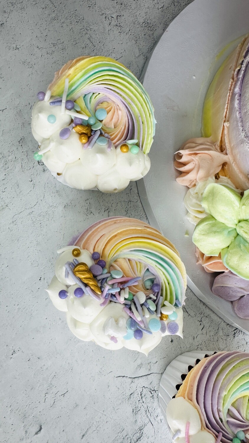 Gourmet Cupcakes (Dozen)