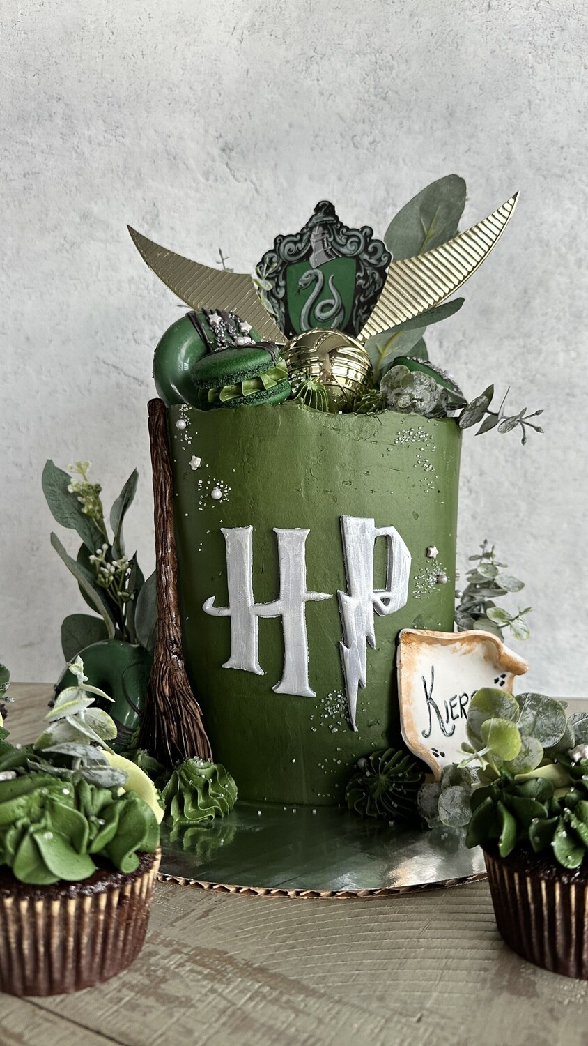 Book Single Tier Themed Cakes &amp; Consultation