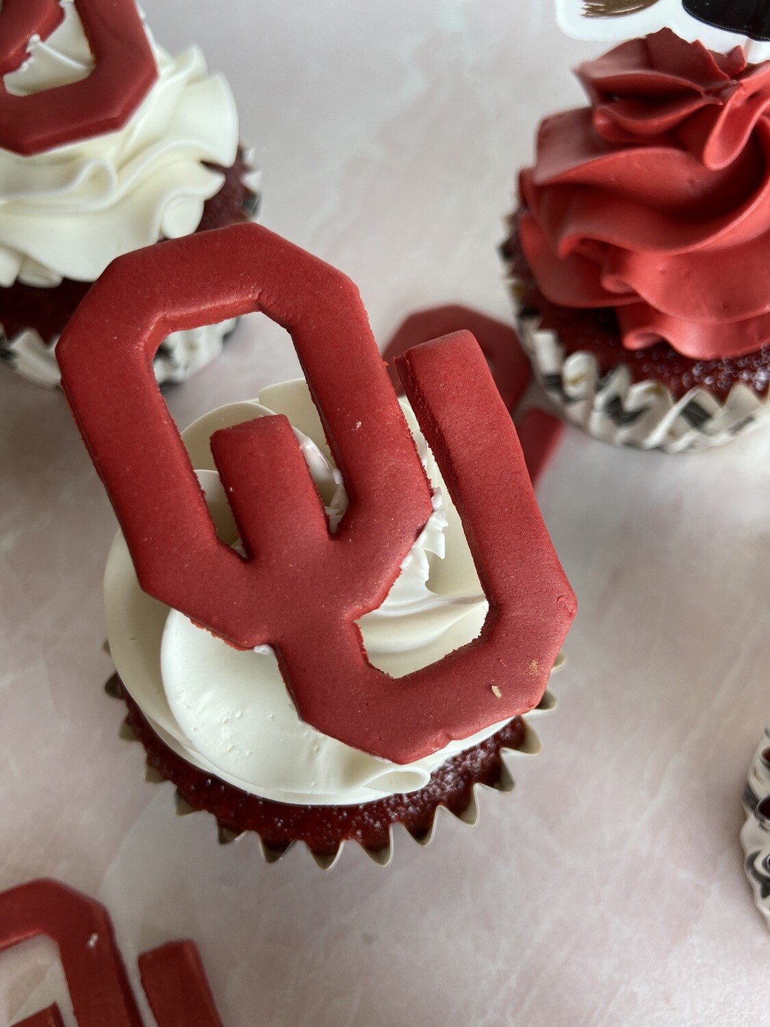Gourmet Cupcakes (Dozen)