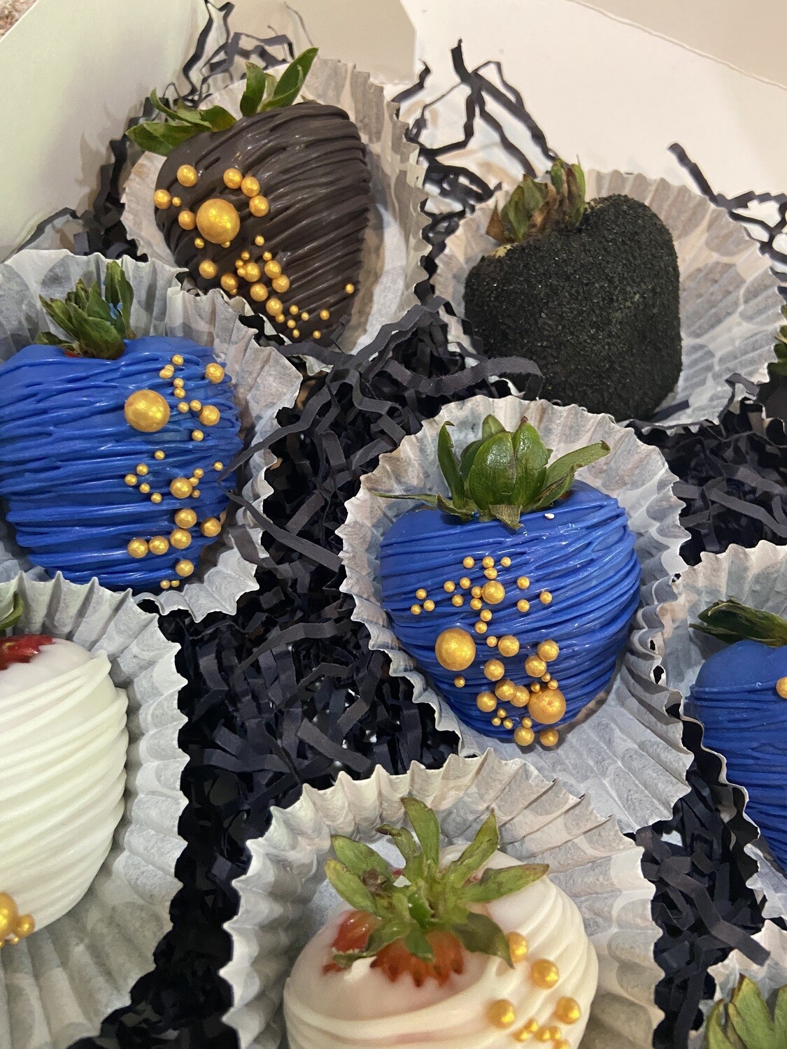 Chocolate Covered Strawberries (Dozen)