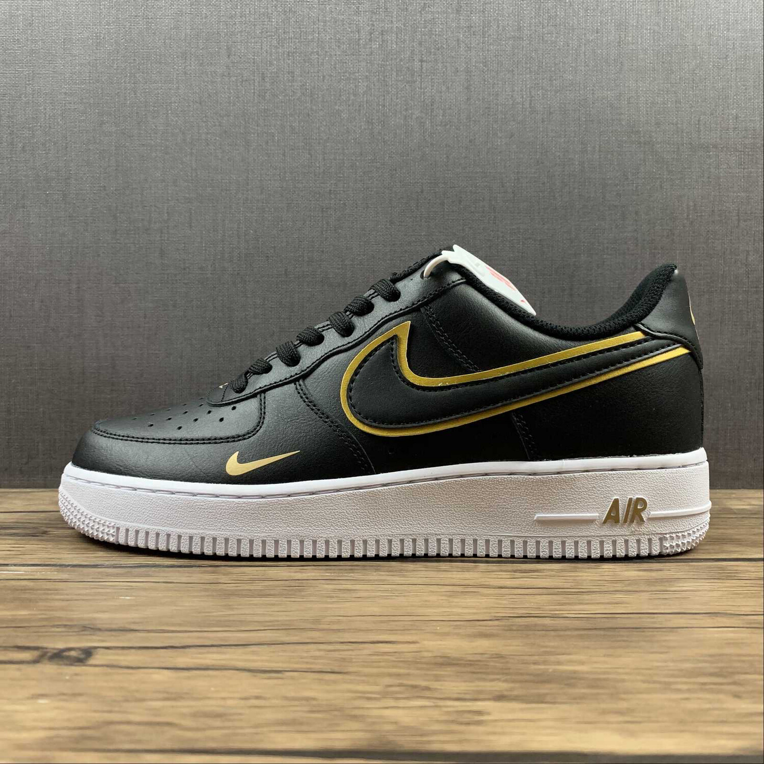 Nike Air Force Black &amp; Gold