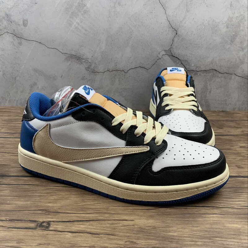 Air Jordan Retro 1 Travis Scott