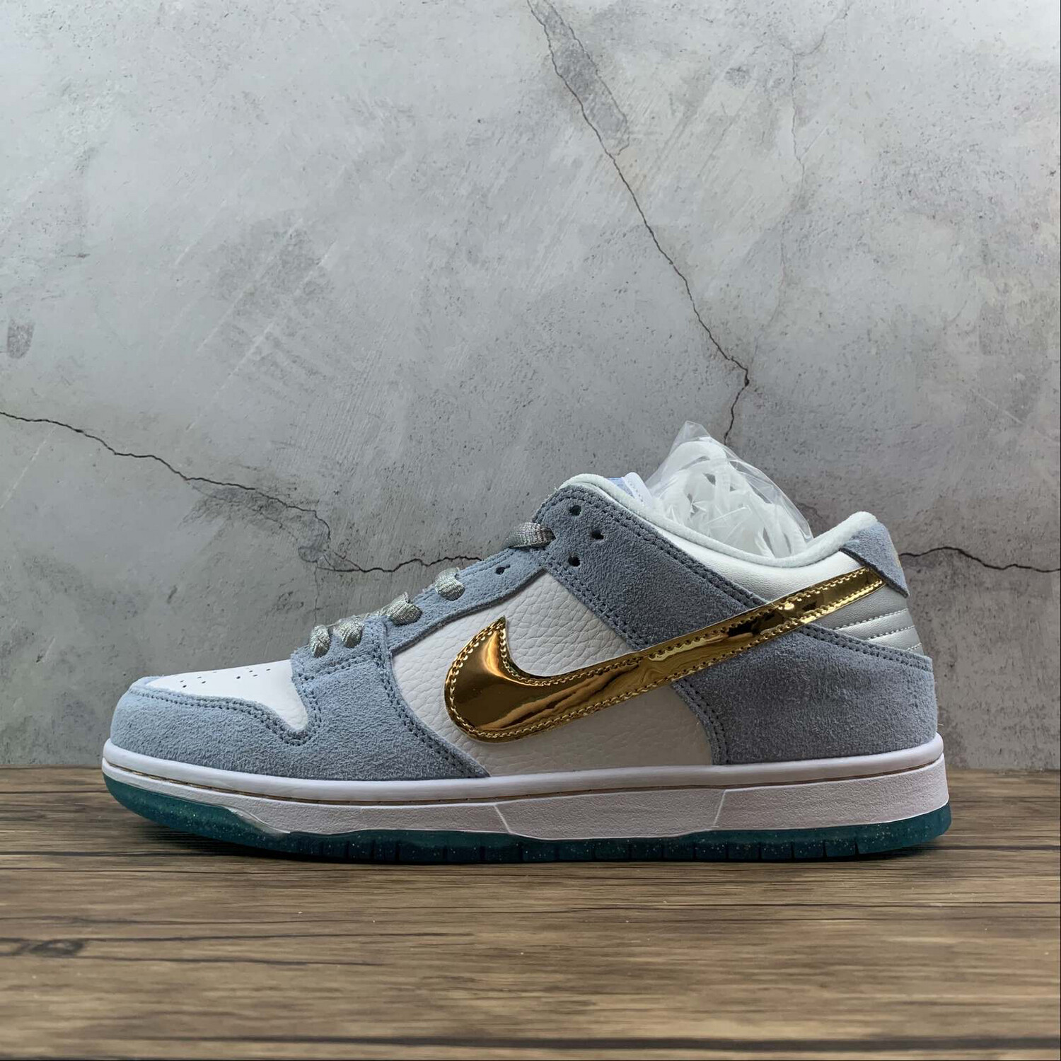 SB Dunk Low