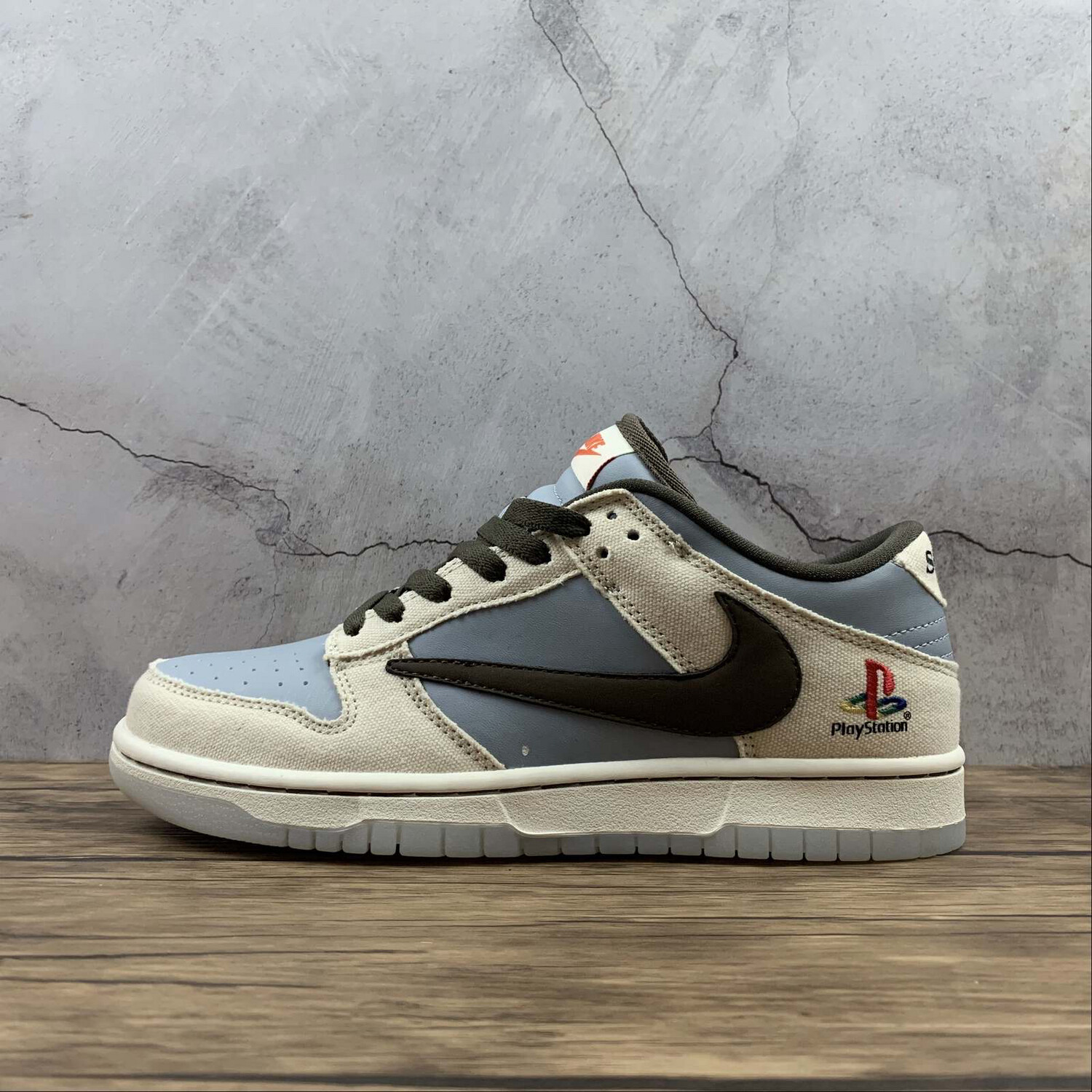 SB Dunk Low Playstation