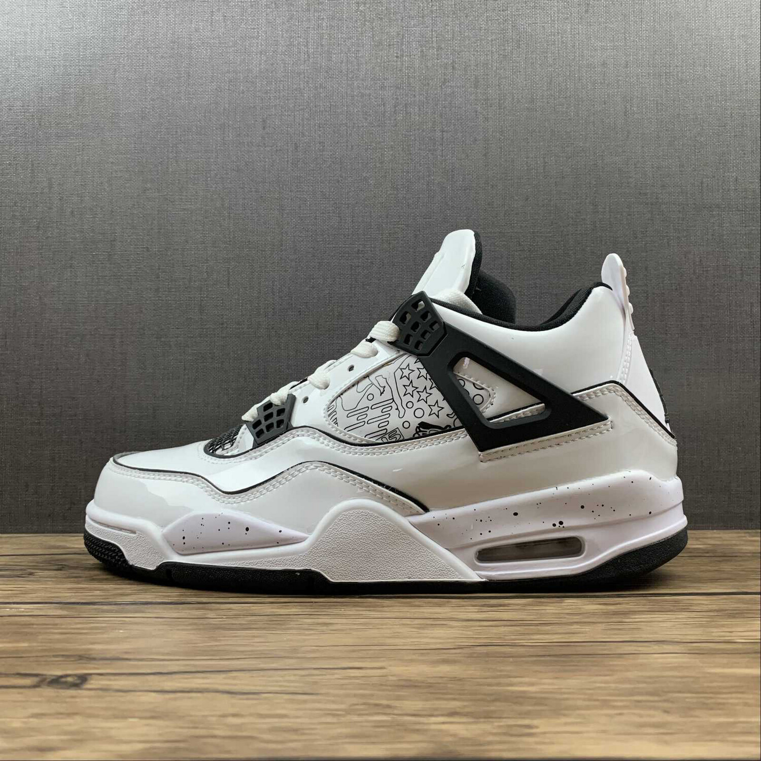 Air Jordan Retro 4 Black Volt