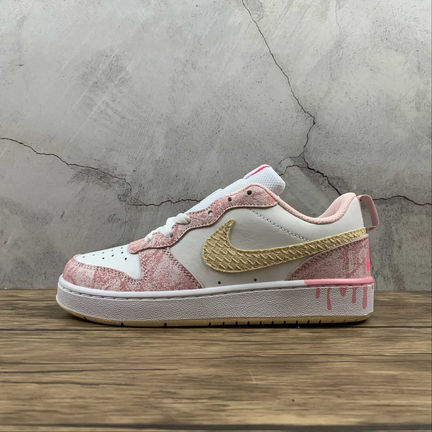 Air Jordan Retro 1 Ice Cream
