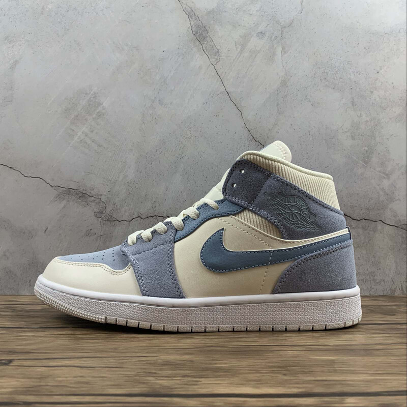 Air Jordan Retro 1 Mid White/Light Blue