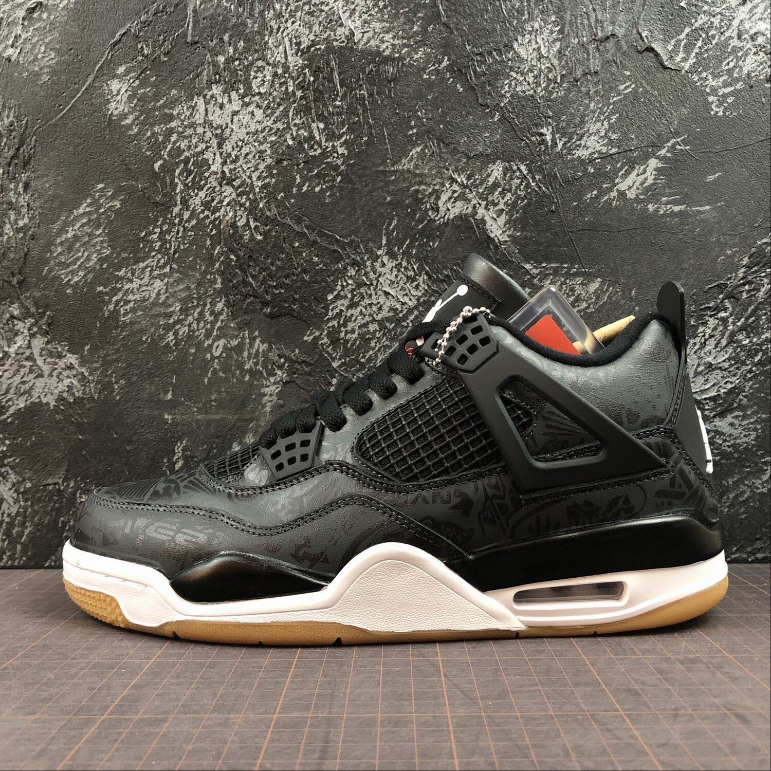 Air Jordan Retro 4