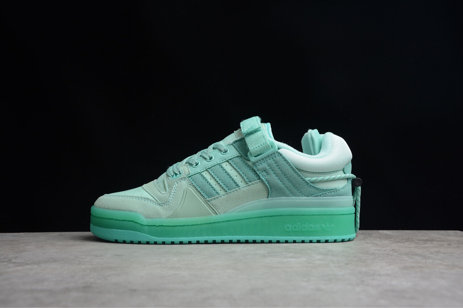Adidas ”Bad Bunny” Turquioise
