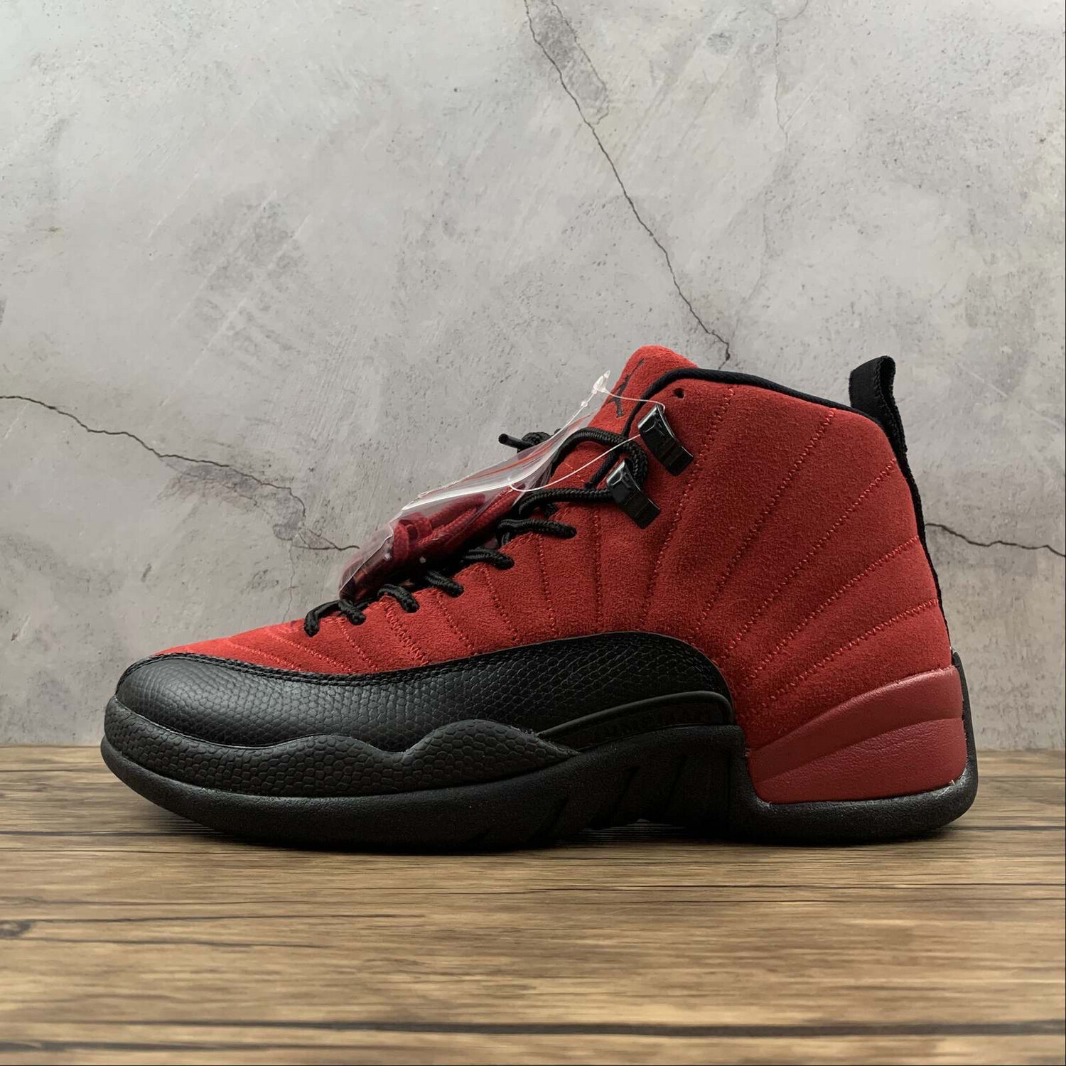 Air Jordan Retro 12