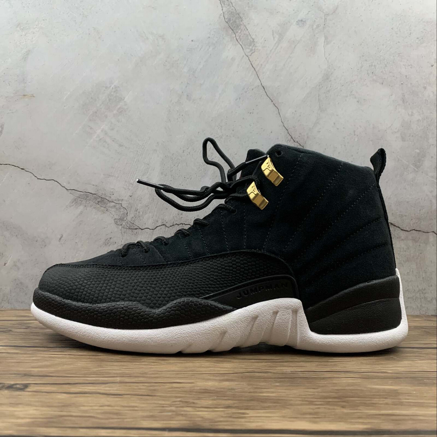 Air Jordan Retro 12