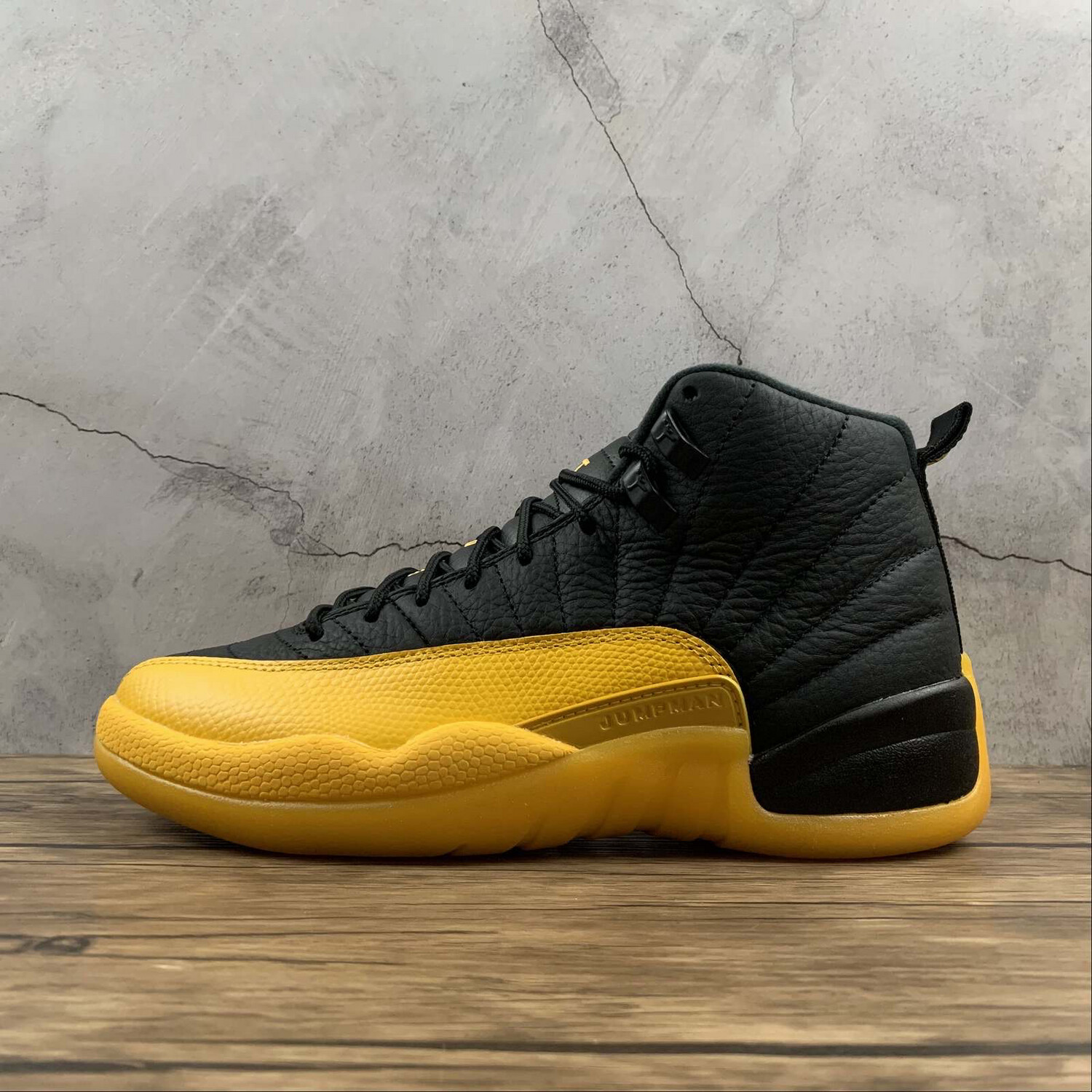 Air Jordan Retro 12