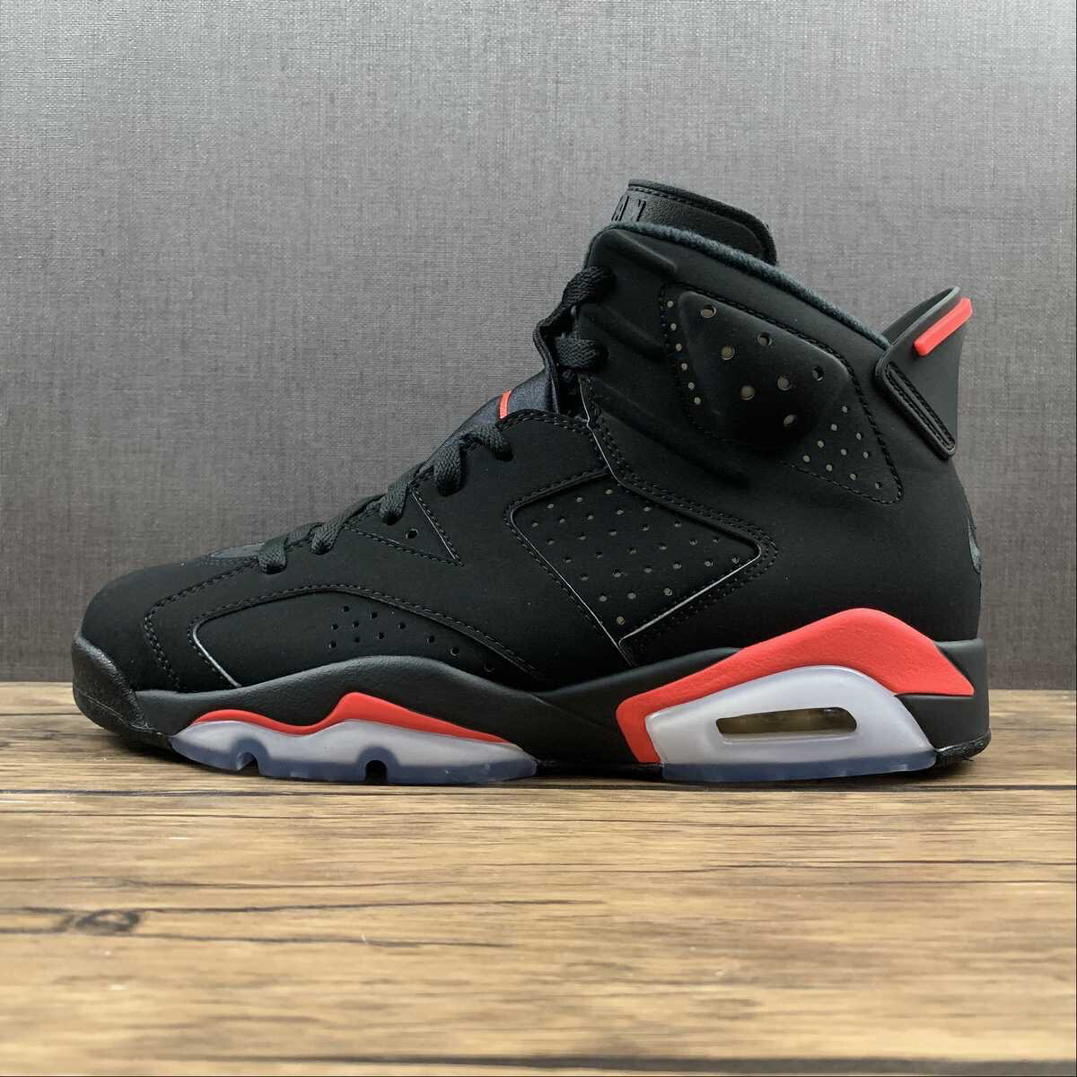 Air Jordan Retro 6