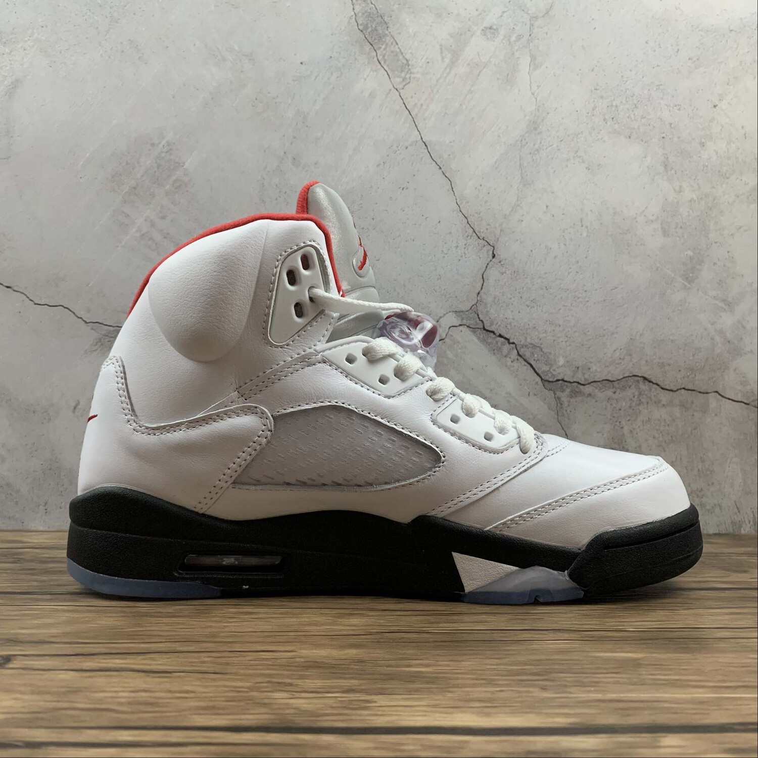 Air Jordan Retro 5