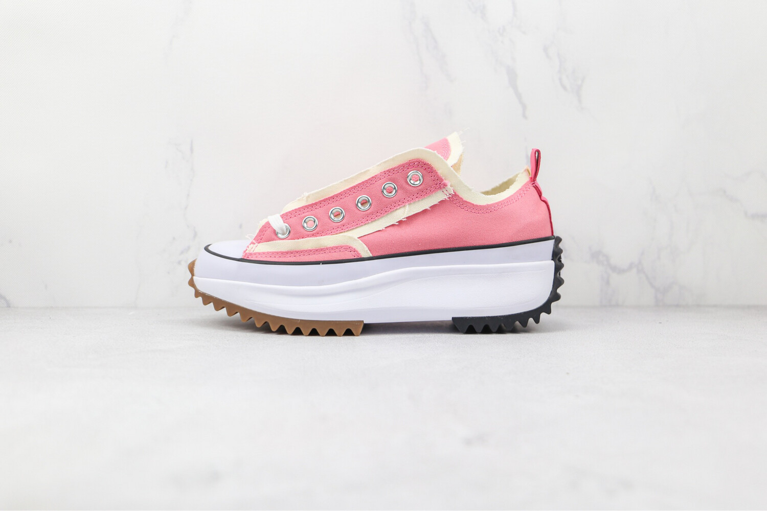 Converse Hike Low