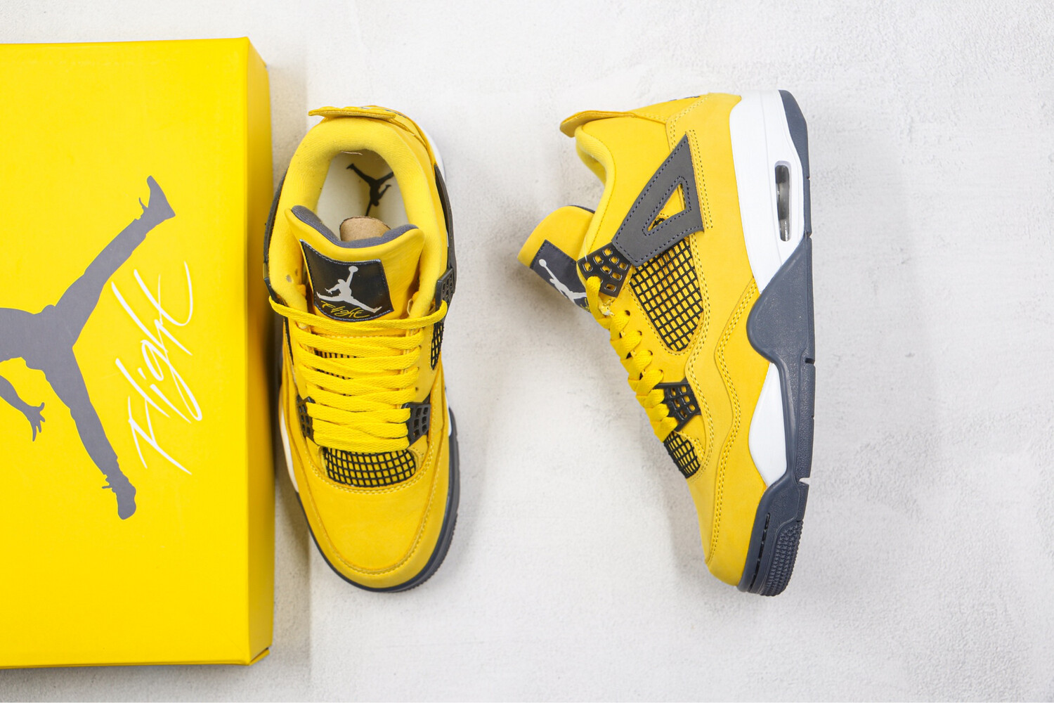 Air Jordan Retro 4 Lightning