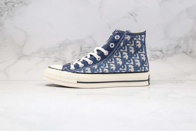 Converse  Dior