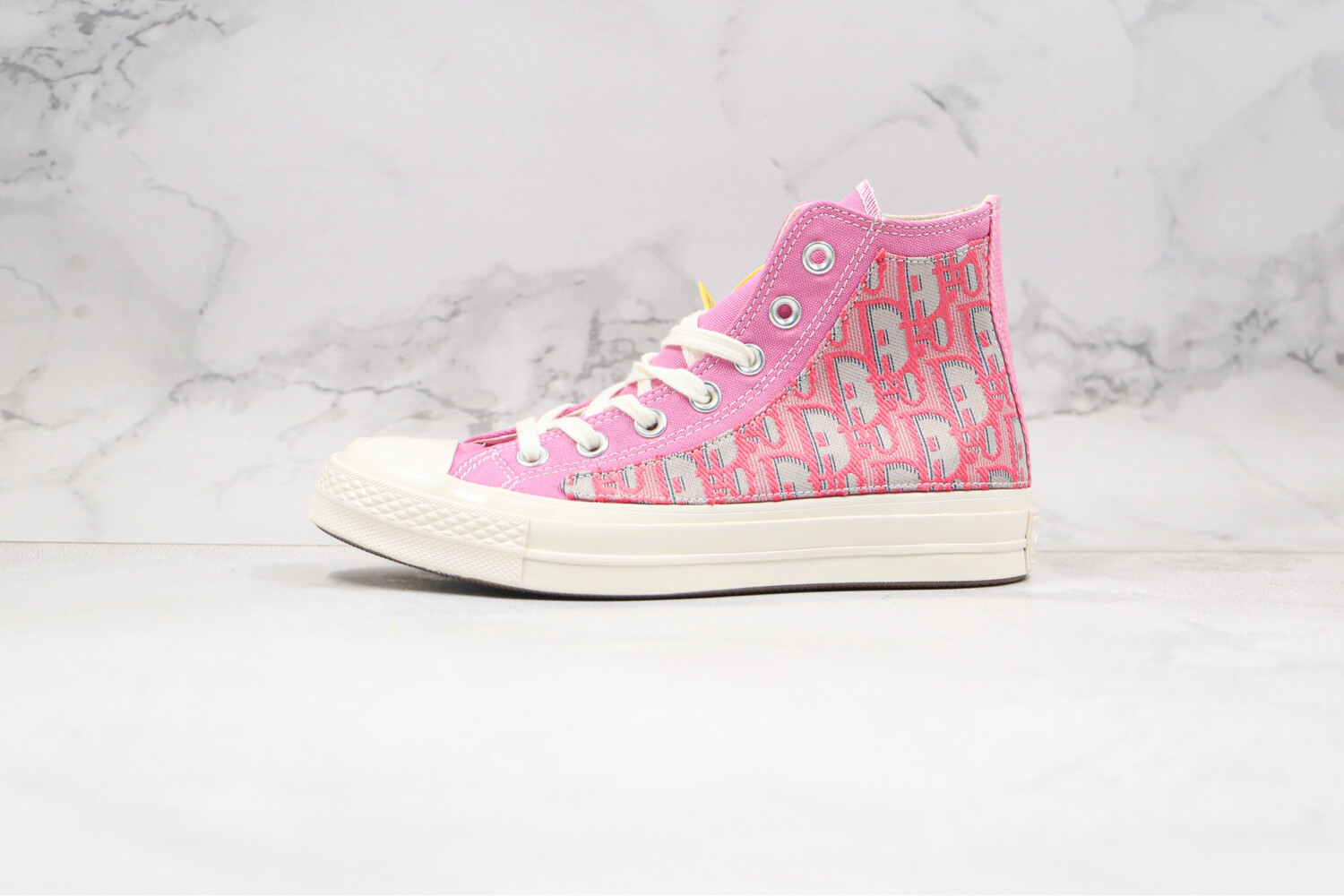 Converse  Dior