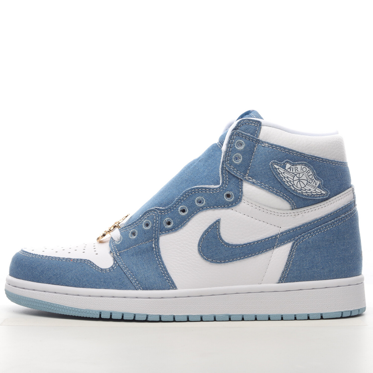 Air Jordan Retro 1 OG ”DENIM”