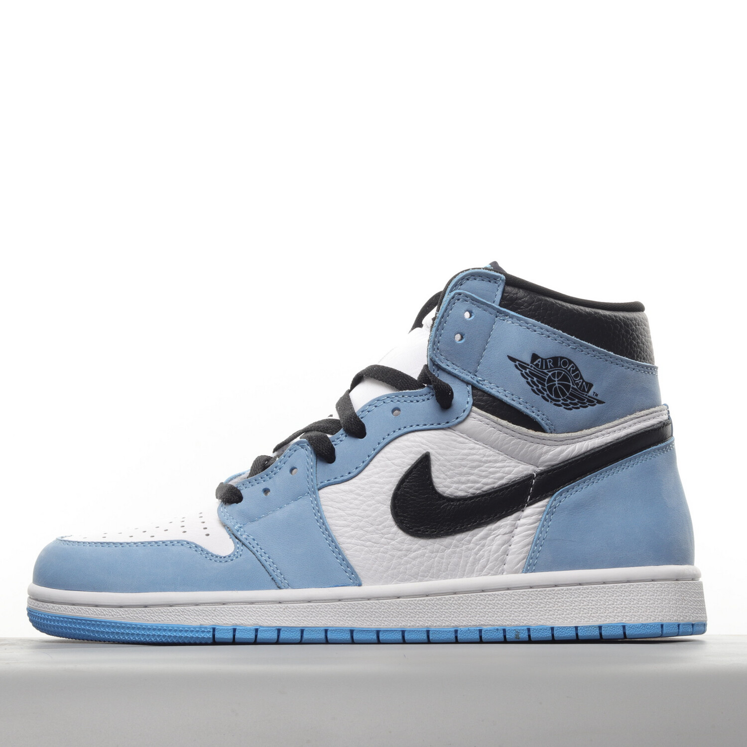 Air Jordan Retro 1 University Blue
