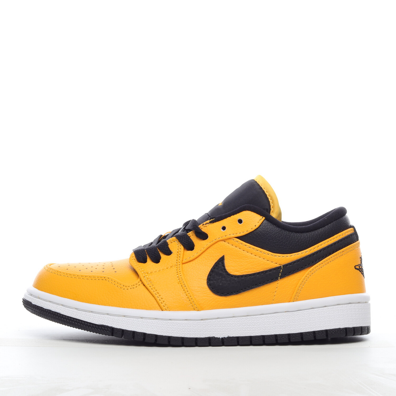 Air Jordan Retro 1 Low