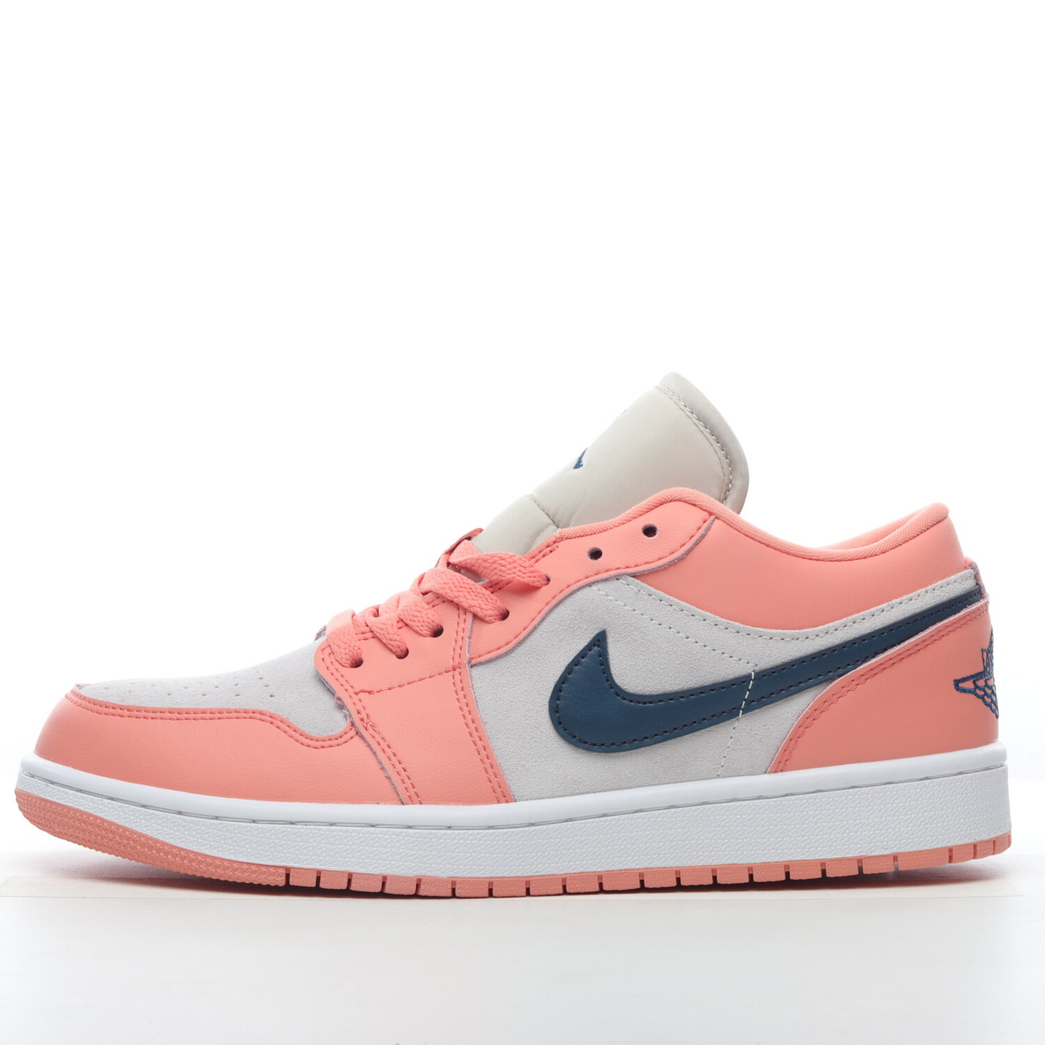 Air Jordan Retro 1 Low