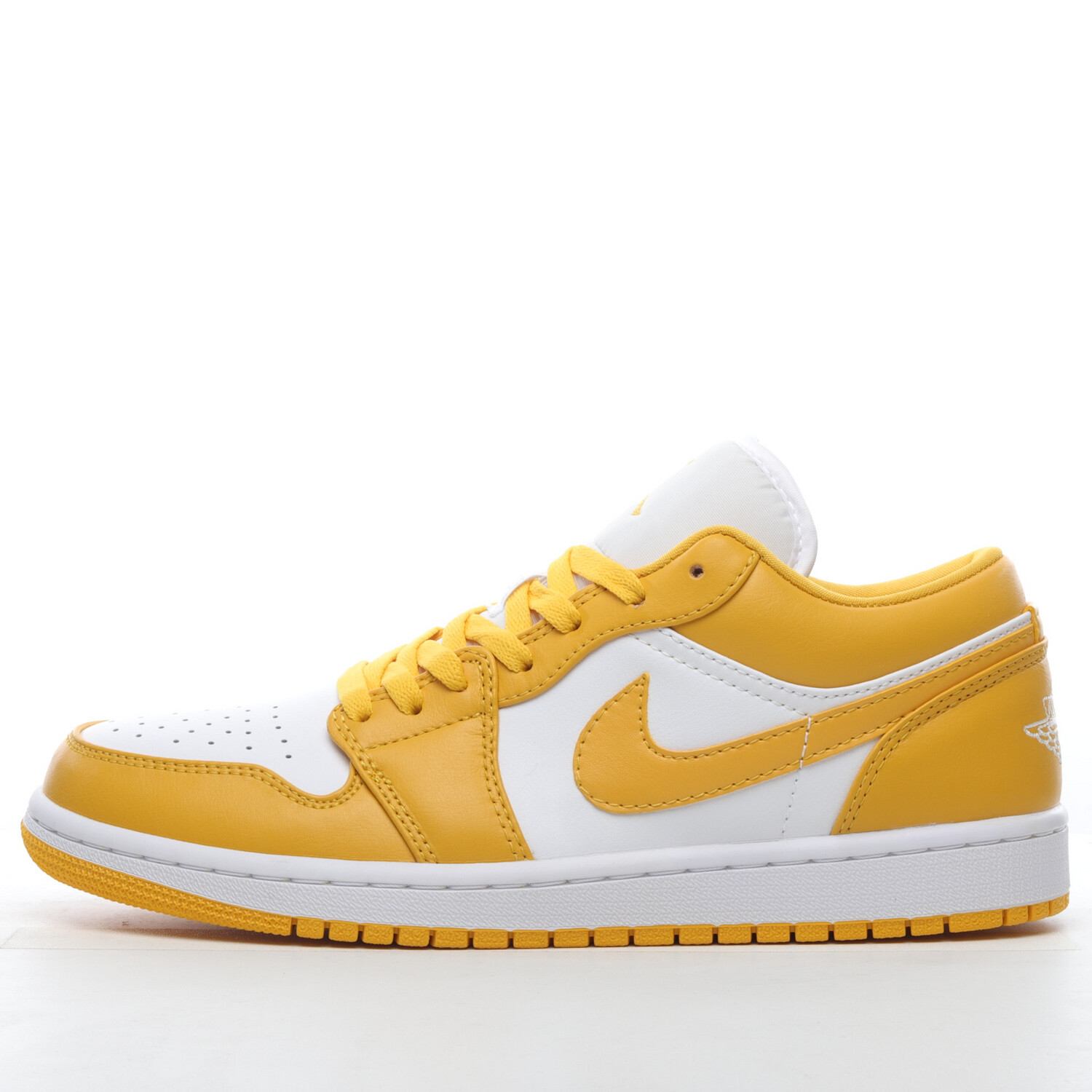 Air Jordan Retro 1 Low
