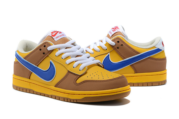 SB Dunk Low