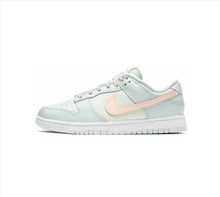 SB Dunk Low