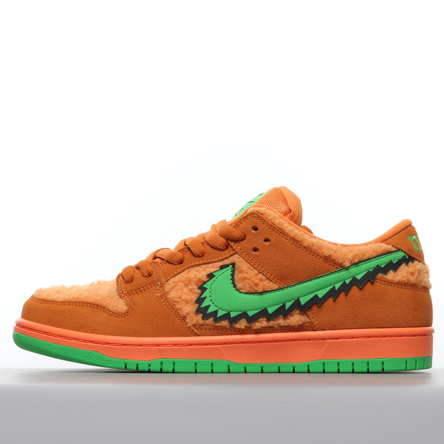 SB Dunk Low Greatful Dead
