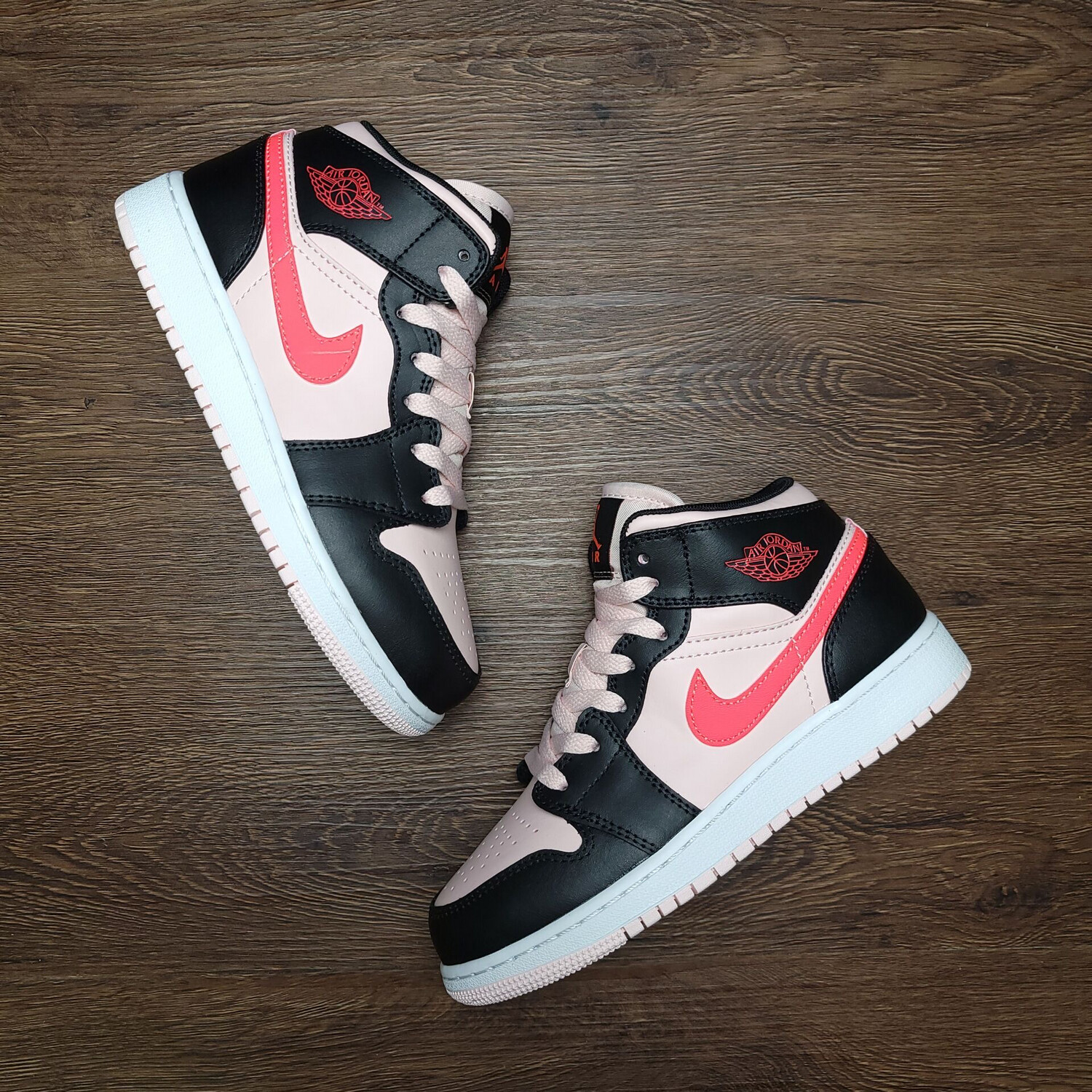 Air Jordan Retro 1