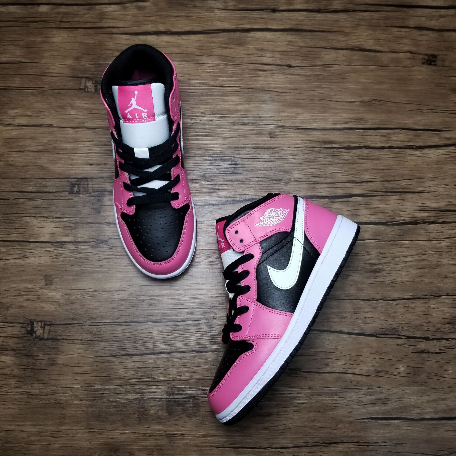 Air Jordan Retro 1