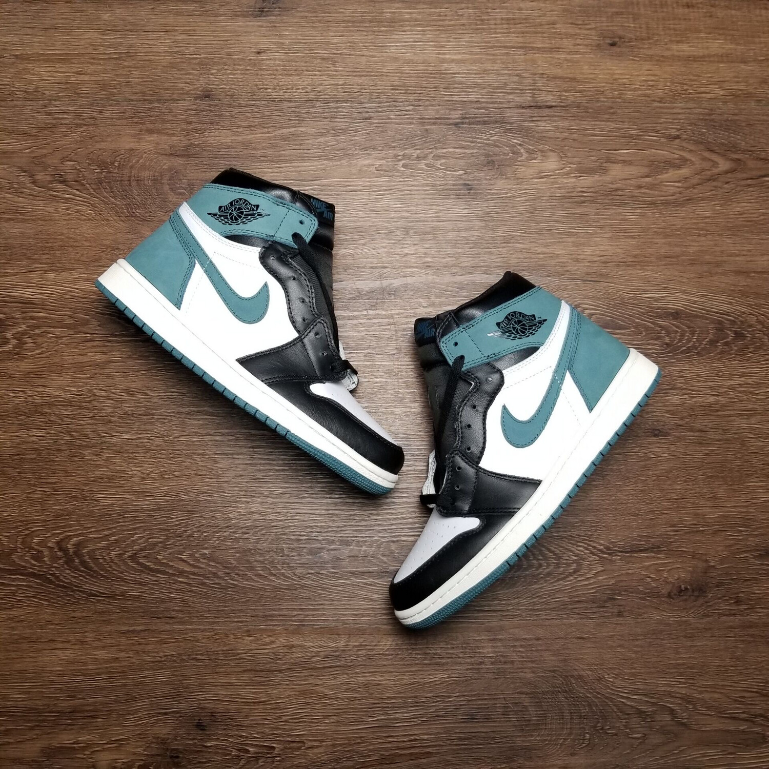 Air Jordan Retro 1