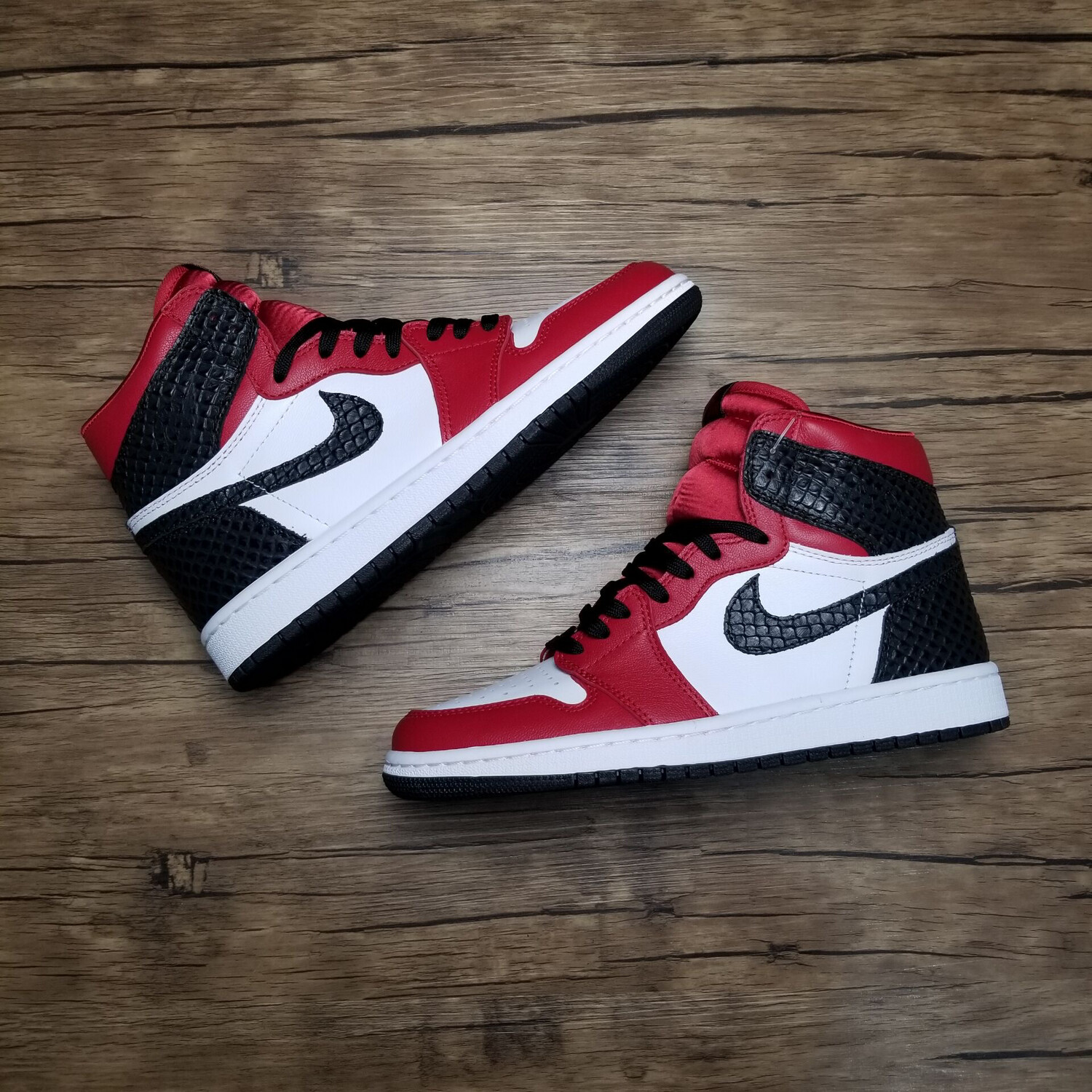 Air Jordan Retro 1