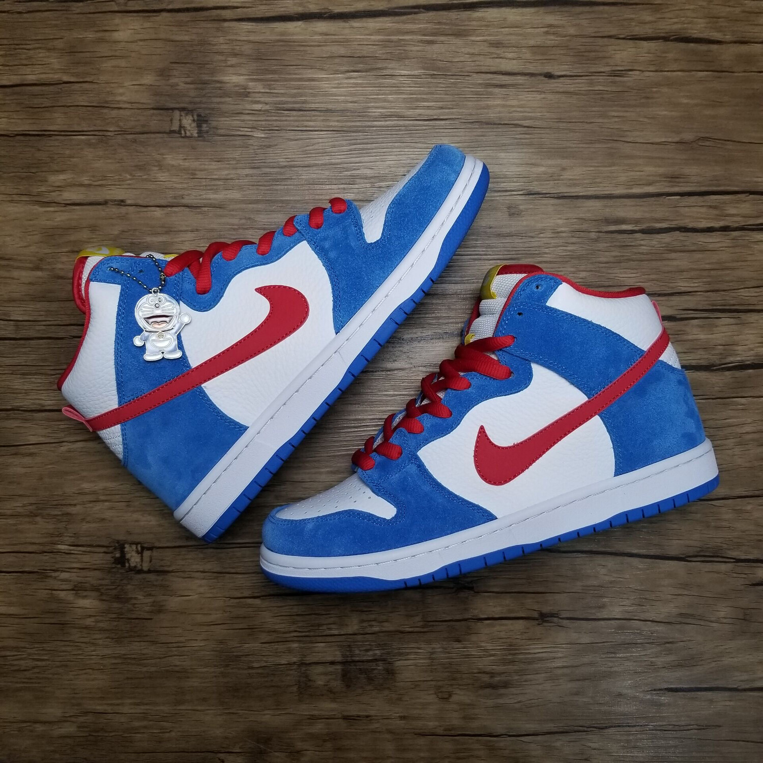 SB Dunk High “Doraemon”