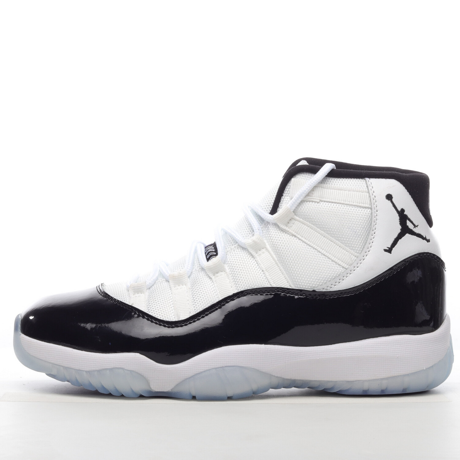 Air Jordan Retro 11 “Concord”