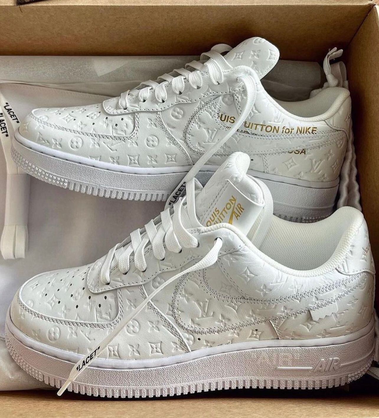 Nike Air Force LV
