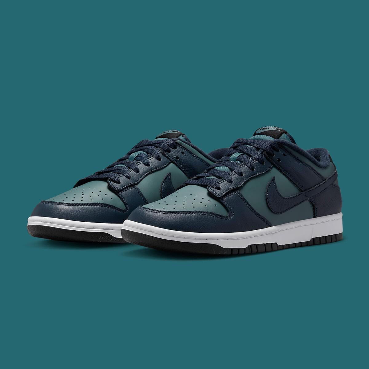 SB Dunk Low “Teal”