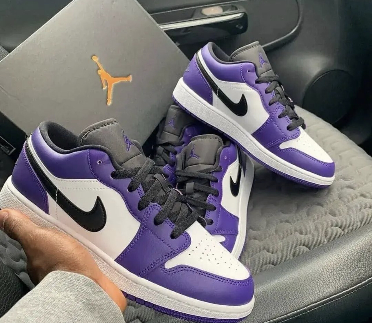 Jordan Retro 1 Low “Court Purple White”