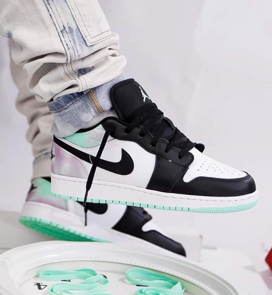 Air Jordan 1 Low “Tie Dye”
