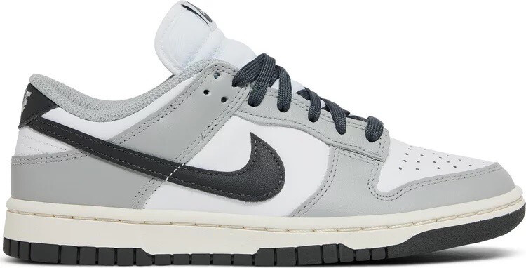Dunk Low ‘Light Smoke Grey”