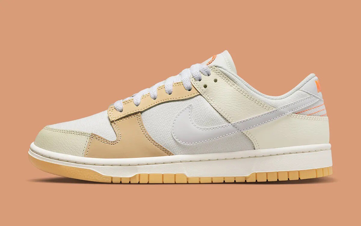 Dunk Low Creamy Canvas 