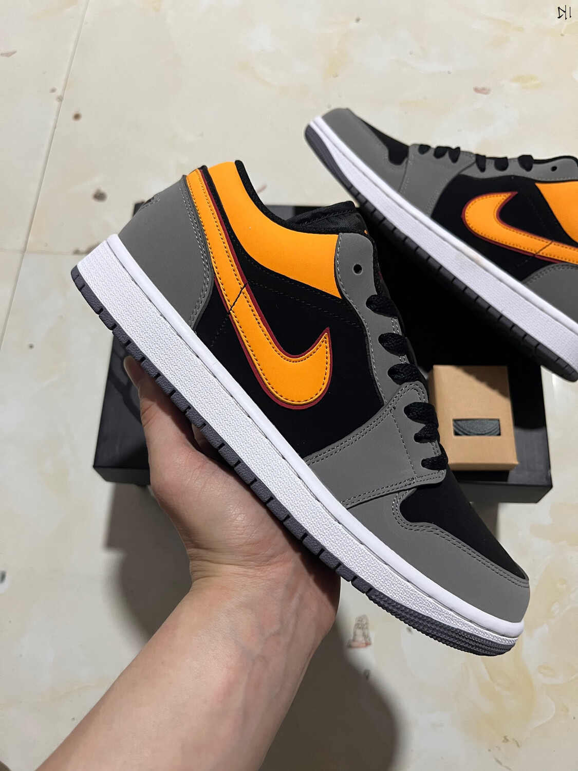 Air Jordan 1 Low “Black Orange”