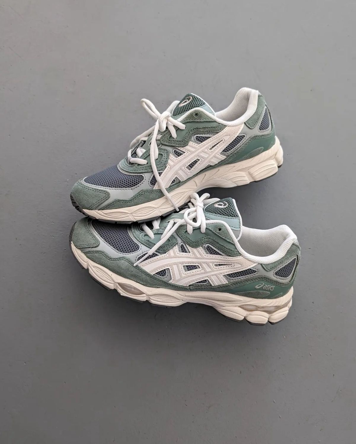 Gel NYC &#39;Ivy Smoke Grey&#39;